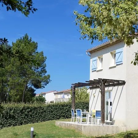 Cozy Only 2 Km Away From Vallon-pont-d'arc Apartamento *